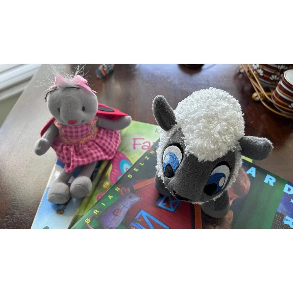 Lot of 3 Books Barnyard Prayers Book Brian Selznick Neopets Sheep Hallmark Mouse